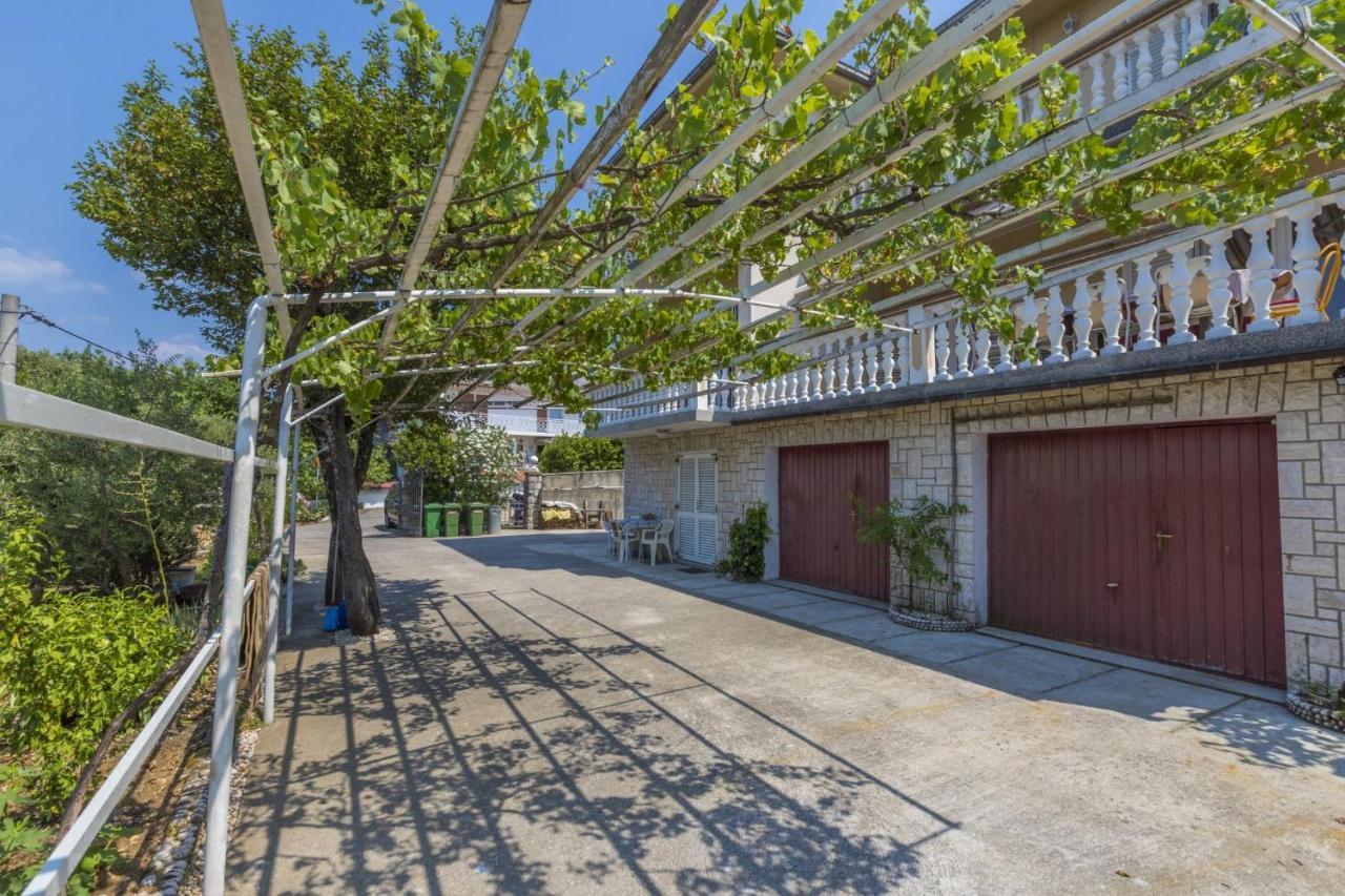 Leonarda Appartement Jadranovo Buitenkant foto